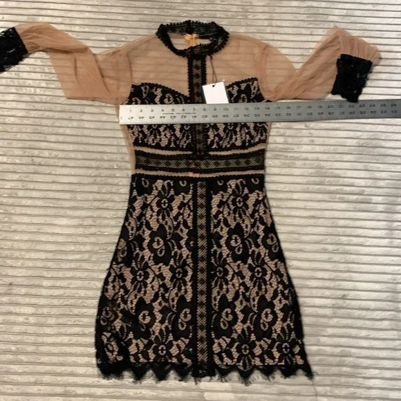 Endless Rose Black and Cream trompe l’oeil Lace Mini Dress - Picture 4 of 6